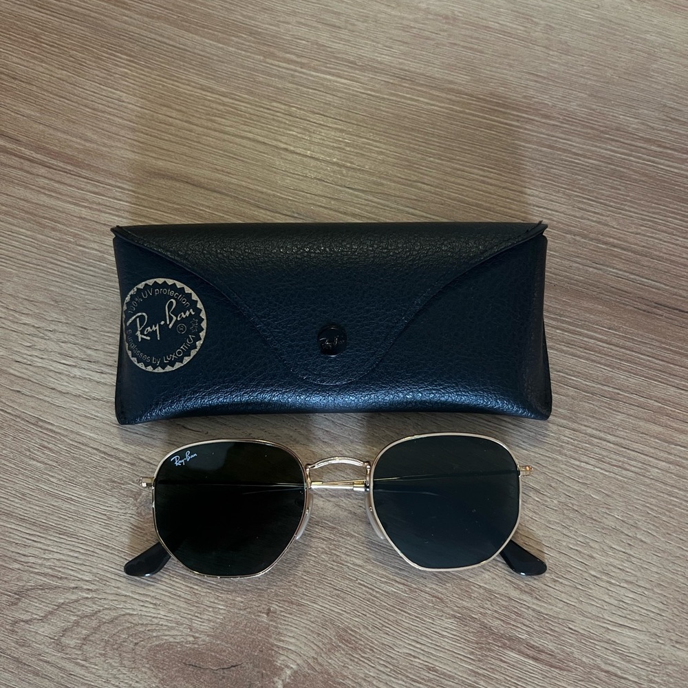 Ray-Ban Classic Hexagonal Flat lenses Gold Frame with Green Lenses - Picture 3 of 4